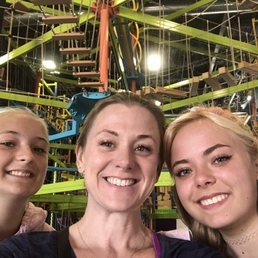 Girls climbing high! Girls climbing high!