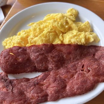 Good Neighbor Restaurant - Breakfast & Brunch Near Me - Studio City, California
