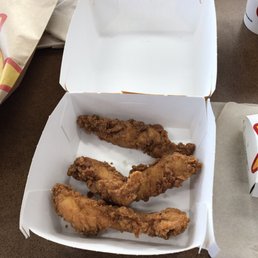 Pitiful excuse for "chicken tenders"   Completely over cooked and shriveled up skinny puny things. It's not rocket science.
