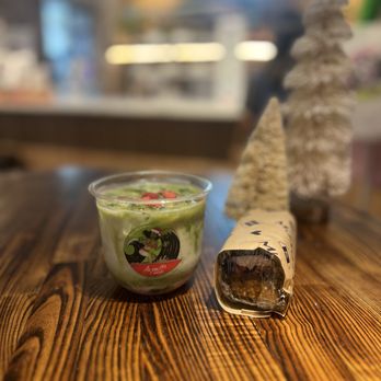 As You Like Waikiki - strawberry matcha and tuna musubi - Cafes Near Me - Honolulu, Hawaii As You Like Waikiki - strawberry matcha and tuna musubi - Cafes Near Me - Honolulu, Hawaii