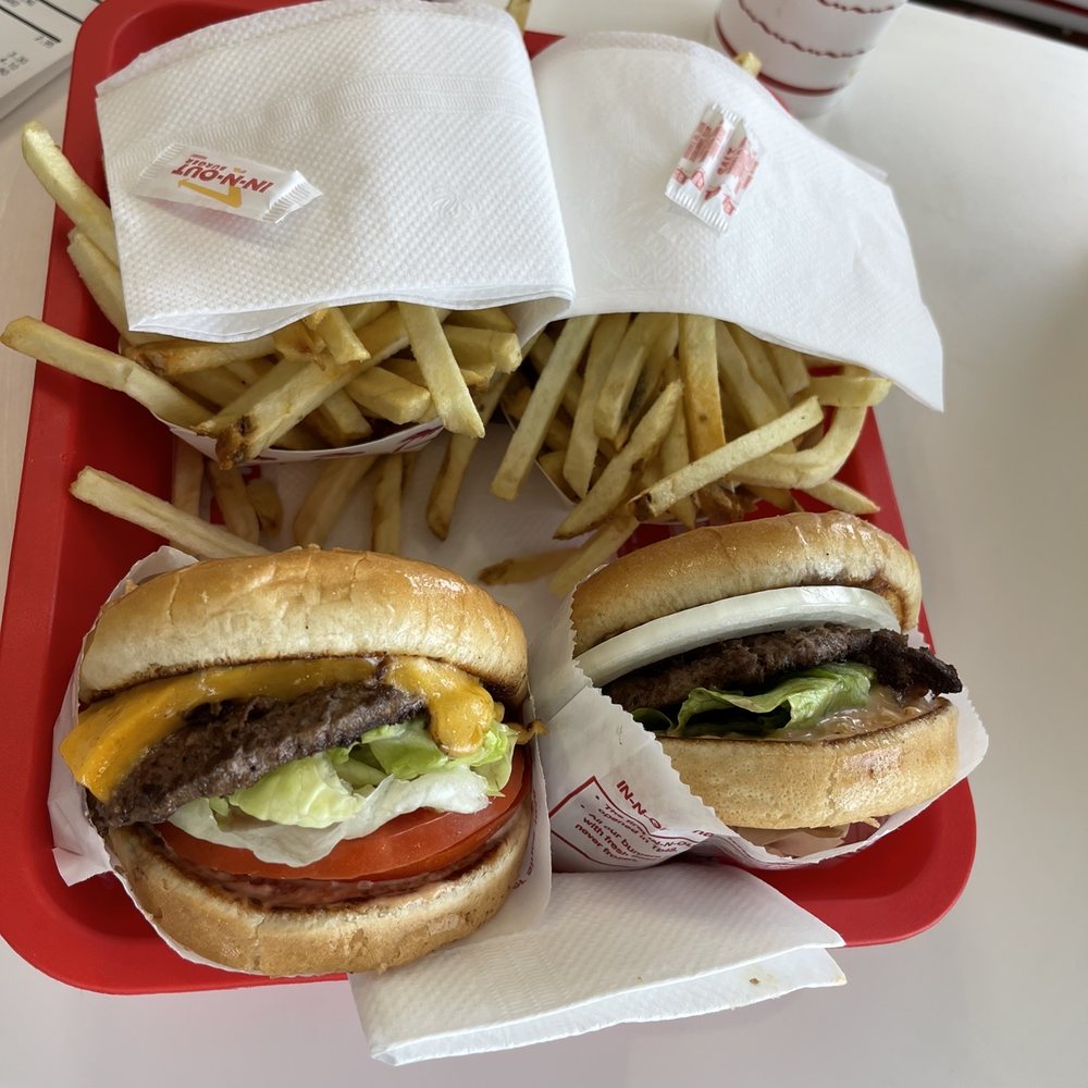 In-N-Out Burger - Burgers Near Me - Thorton, Colorado