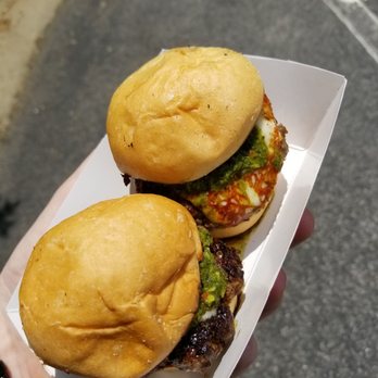 Bam Pow Chow - Beef sliders - Food Trucks Near Me Bam Pow Chow - Beef sliders - Food Trucks Near Me