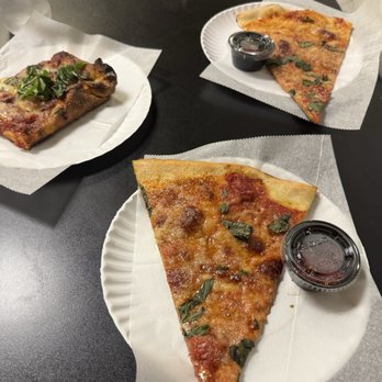 Di Fara Pizza - Still good as I remember - Pizza Near Me - Brooklyn, New York Di Fara Pizza - Still good as I remember - Pizza Near Me - Brooklyn, New York