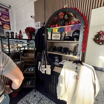 Mas Cafecito coffee - Coffee & Tea Near Me - Baldwin Park, California