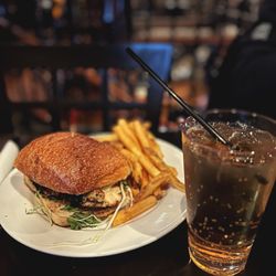 Long Valley Pub & Brewery - Grilled Chicken Sandwich $18