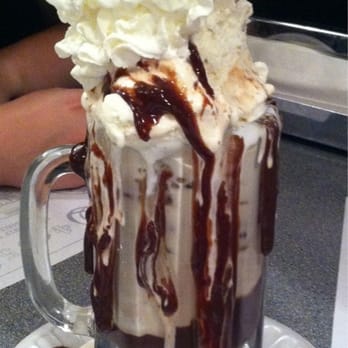 Charcoal Pit - "Highlander" Sundae minus the bananas. - Burgers Near Me - Wilmington, Delaware