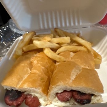 Hungry Hound - American Near Me - Santa Clara, California