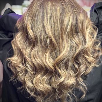 Mindful Mirror Salon - Hair Extensions Near Me - Bellingham, Washington Mindful Mirror Salon - Hair Extensions Near Me - Bellingham, Washington