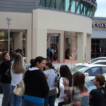 Plato's Closet - Fantastic Fans! - Used, Vintage & Consignment Near Me - Mesquite, Texas