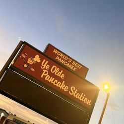 Ye Olde Pancake Station - Exterior Signage