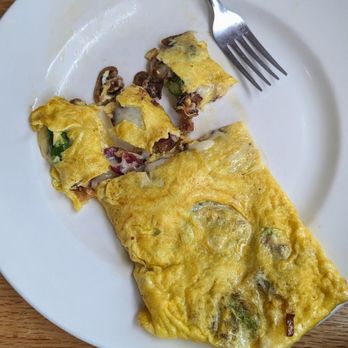 The Lighthouse Café - Asparagus omelette special with mushrooms, onion, bacon and swiss - Breakfast & Brunch Near Me - Elberta, Michigan