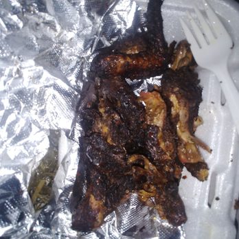 Kenny's Ribs and Chicken - Inside if the old looking wings - Soul Food Near Me - Calumet Park, Illinois
