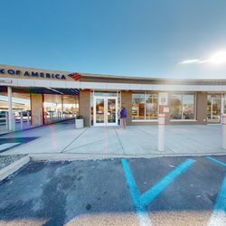Bank of America Financial Center - Storefront