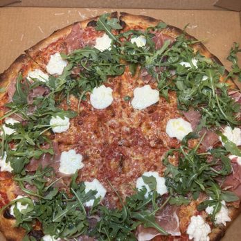 Forno Pizza Frankies - Young Nono - Pizza Near Me - Lachine, Quebec Forno Pizza Frankies - Young Nono - Pizza Near Me - Lachine, Quebec