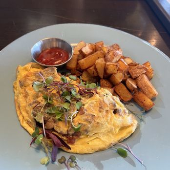 Silo Modern Farmhouse - Omelette - New American Near Me - Lenexa, Kansas Silo Modern Farmhouse - Omelette - New American Near Me - Lenexa, Kansas