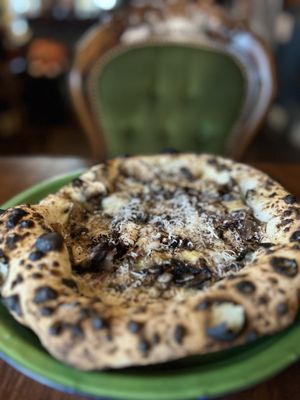 The Turning Peel Pizza by null