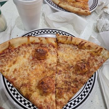 Jimmy Brooklyn's Pizza Parlor - pizza lunch special with drink - Italian Near Me - Wellington, Florida Jimmy Brooklyn's Pizza Parlor - pizza lunch special with drink - Italian Near Me - Wellington, Florida