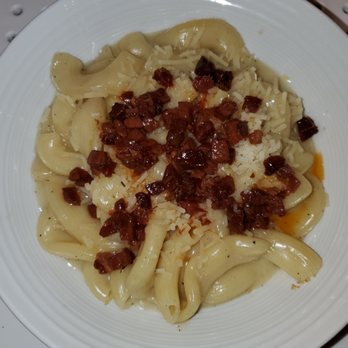 Pasta Louise Cafe - CACIO E PEPE, Spicy Prosciutto Crisps, Calabrian Chilies - Italian Near Me - Brooklyn, New York Pasta Louise Cafe - CACIO E PEPE, Spicy Prosciutto Crisps, Calabrian Chilies - Italian Near Me - Brooklyn, New York