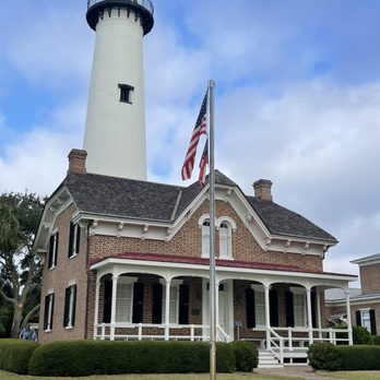 St. Simons Lighthouse Museum - St Simons Island Lighthouse - Museums Near Me - St. Simons Island, Georgia