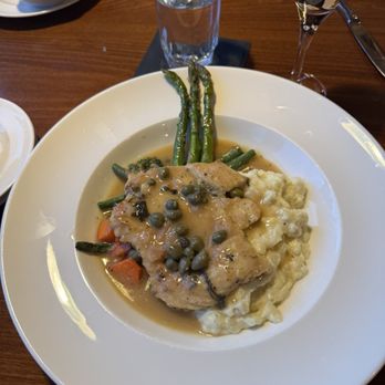 Highland Bistro - American Near Me - Issaquah, Washington Highland Bistro - American Near Me - Issaquah, Washington