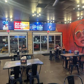 Houston TX Hot Chicken - Inside - Sandwiches Near Me - Tempe, Arizona