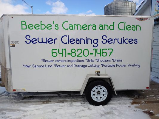 Beebe's Camera and Clean Logo
