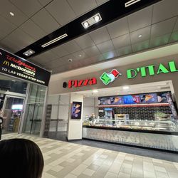 Super hard to find. Not sure why it's rated so high, looked dry. Walked across to aria, secret pizza. Fresh made & cheaper too