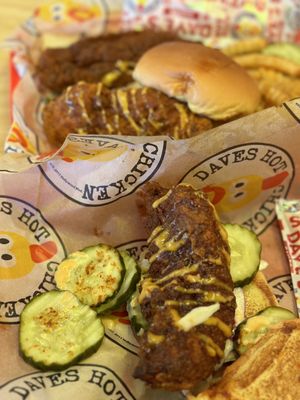 Dave's Hot Chicken by null