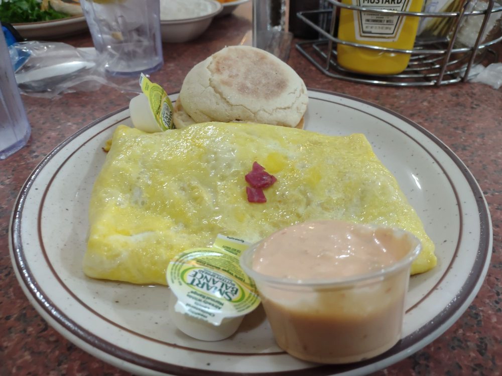 LOGUE’S RESTAURANT 31 Photos & 56 Reviews 121 Huckleberry Heights