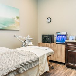 Mintbody Med Spa - Facial Room
