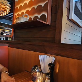 Houston's Restaurant - Our table - Steakhouses Near Me - Pasadena, California Houston's Restaurant - Our table - Steakhouses Near Me - Pasadena, California