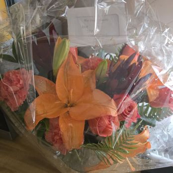 The Flower Bar - Flowers & Gifts Near Me - Chicago, Illinois