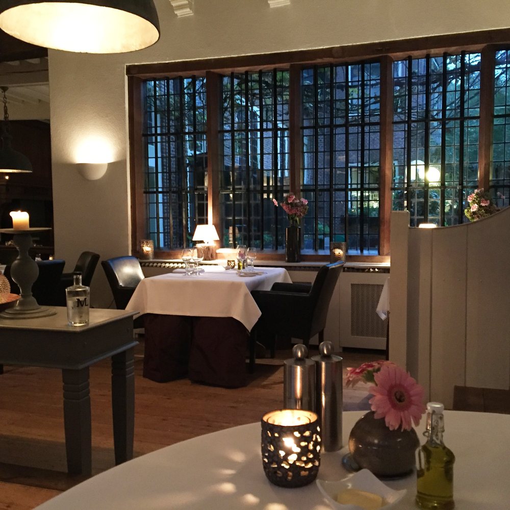 ML Restaurant - Restaurant interior - Restaurants Near Me - Haarlem, New Hampshire ML Restaurant - Restaurant interior - Restaurants Near Me - Haarlem, New Hampshire