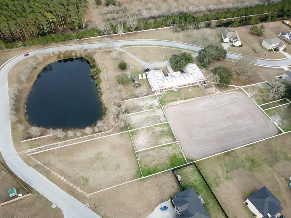 Derby Oaks Equestrian Center - equestrian in Rincon, GA