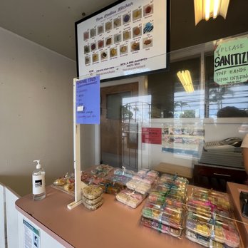 Two Ladies Kitchen - Bakeries Near Me - Hilo, Hawaii