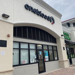 OneBlood Bradenton Donor Center - Located in LWR plaza next to publix