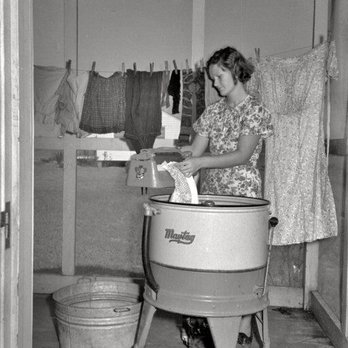 Uncle Suds Laundry - No more slaving over laundry. Uncle Suds makes doing laundry easier and faster! - Laundromat Near Me - Roswell, New Mexico Uncle Suds Laundry - No more slaving over laundry. Uncle Suds makes doing laundry easier and faster! - Laundromat Near Me - Roswell, New Mexico