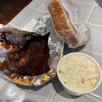 Phillips Bar B Que - Rib lunch with potato salad. - Barbeque Near Me - Inglewood, California Phillips Bar B Que - Rib lunch with potato salad. - Barbeque Near Me - Inglewood, California