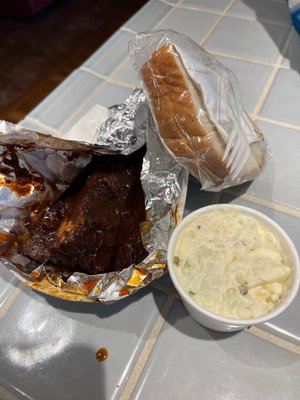 Phillips Bar-B-Que by null