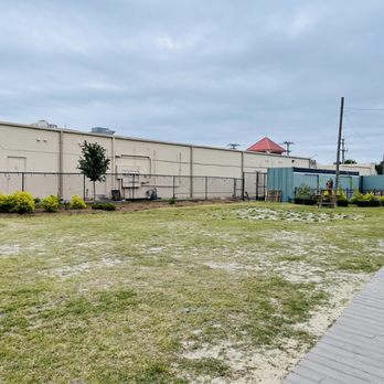 COVA Brewing Company - Outdoor area - Coffee & Tea Near Me - Norfolk, Virginia
