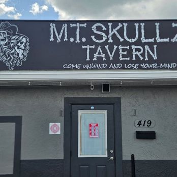 MT Skullz Tavern - Front of the building - Sports Bars Near Me - Auburndale, Florida MT Skullz Tavern - Front of the building - Sports Bars Near Me - Auburndale, Florida