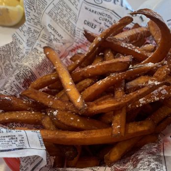 Whittier Stinkin Crawfish - Sweet Potato Fries - Seafood Near Me - Whittier, California