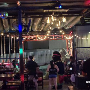 Monkey Business - Bars Near Me - Cancún, ROO