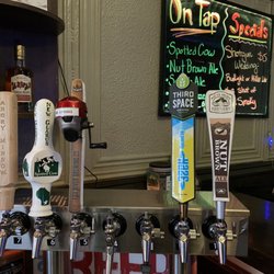 Vichy's Pub - Draft choices are constantly changing