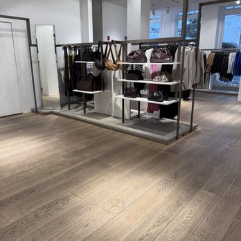 COS - Interior - Men's Clothing Near Me - Washington, DC, District of Columbia