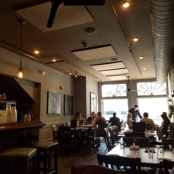 Kingfish Kitchen & Cocktails - Cajun/Creole Near Me - New Orleans, Louisiana