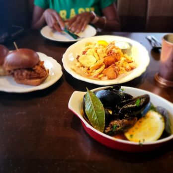 Gilt Bar - New American Near Me - Chicago, Illinois