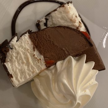 Oscar's Oceanside - Spumoni. Was supposed to be pistachio, chocolate abs strawberry gelato but I don't think it's gelato and didn't taste any pistachio - Seafood Near Me - Virginia Beach, Virginia