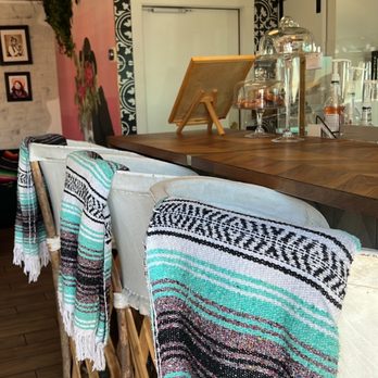 Deseo Coffee Shack - Coffee & Tea Near Me - Phoenix, Arizona