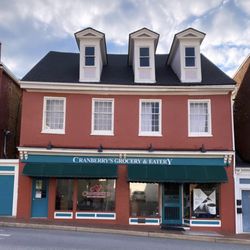 Cranberry's Grocery & Eatery